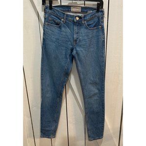 Everlane mid rise medium wash skinny jean 25 Tall